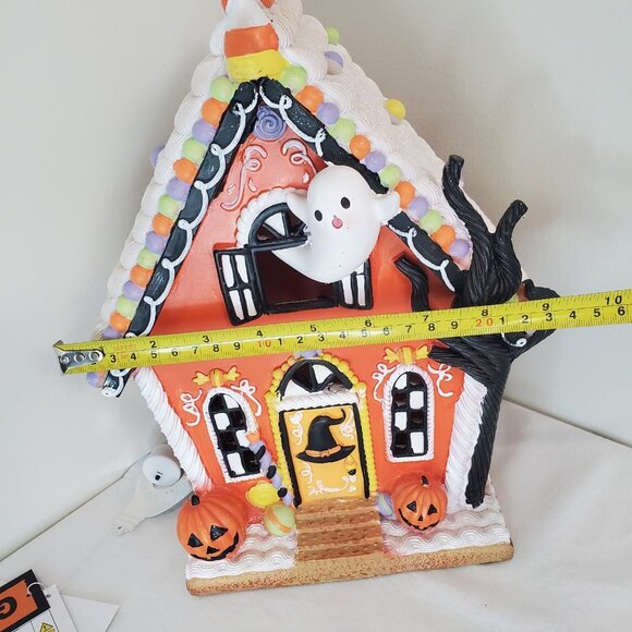 Ghoulish Halloween Gingerbread House ORANGE Frosted CandyFast LED Light Up Decor - Picture 10 of 14